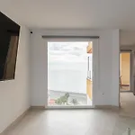 Seafront Luxury Penthouse Costa Apartmán