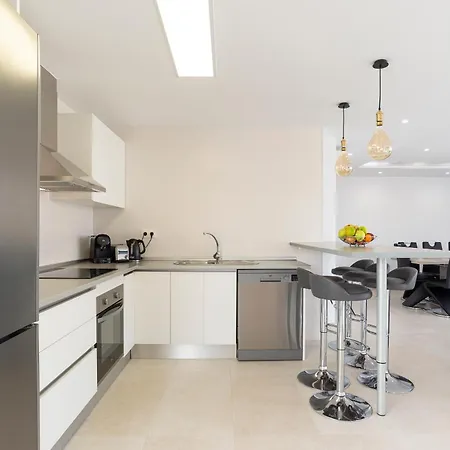 Seafront Luxury Penthouse Costa Appartement